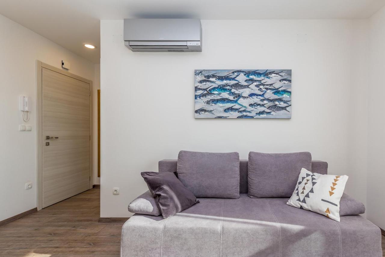 Apartments Luca Krk Town Bagian luar foto