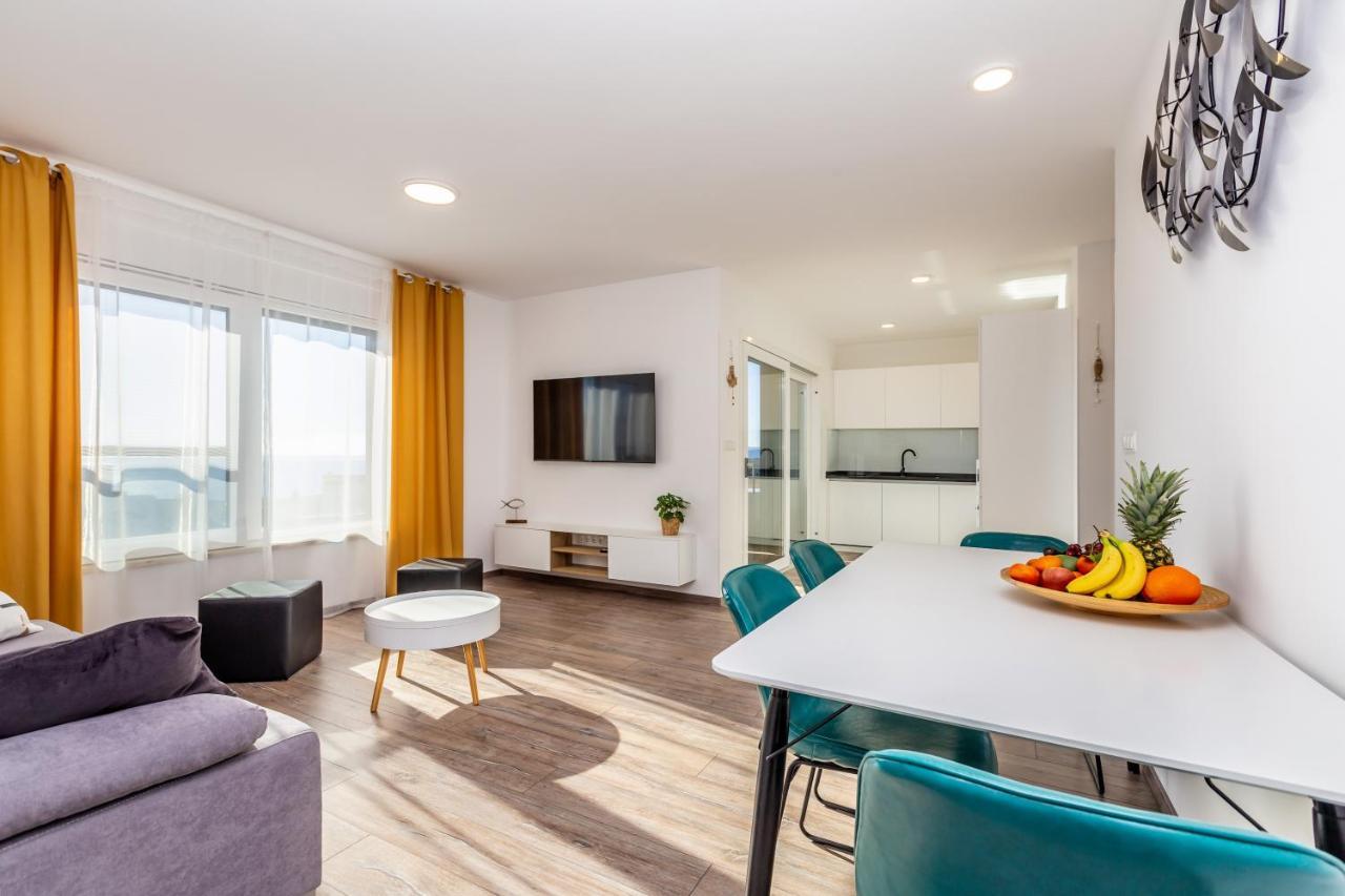 Apartments Luca Krk Town Bagian luar foto