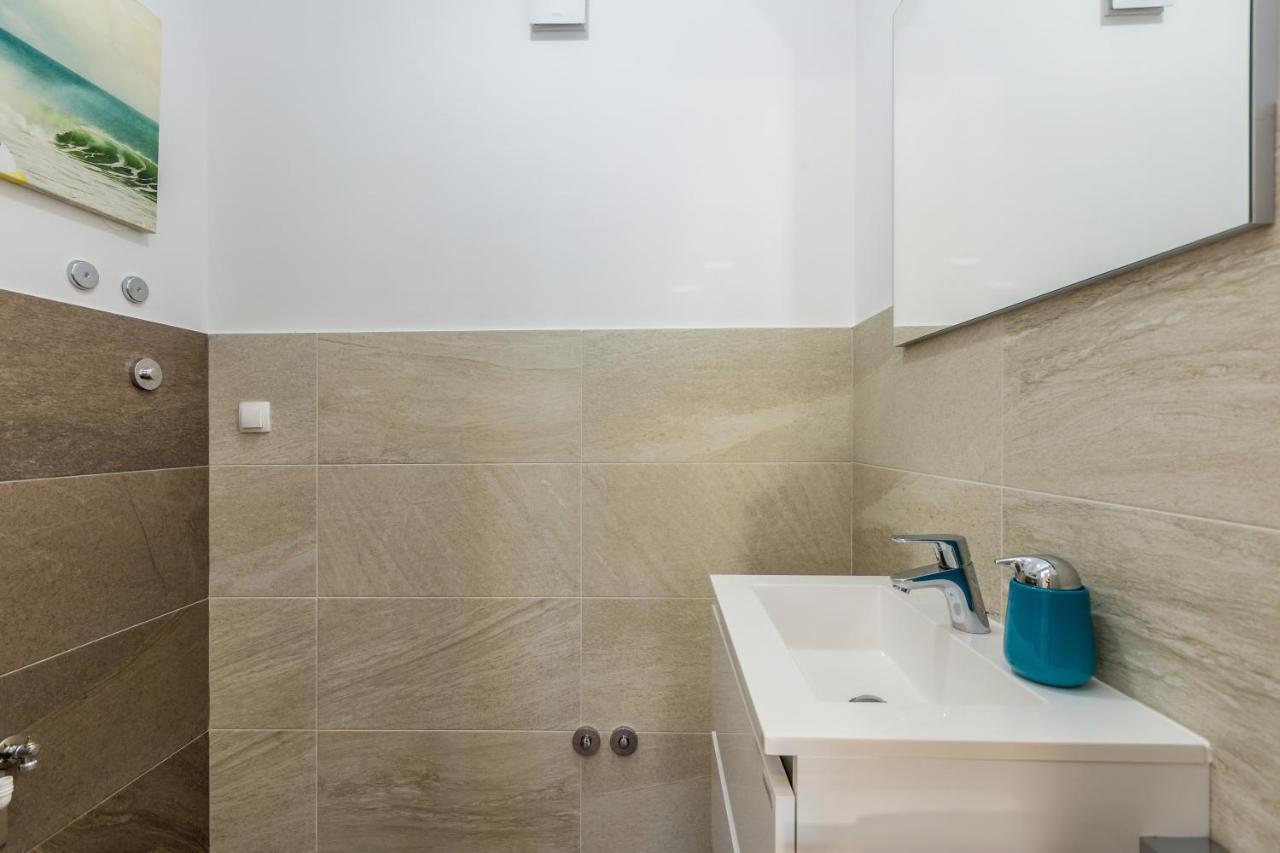 Apartments Luca Krk Town Bagian luar foto